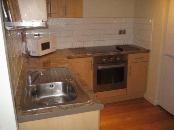 2 bedroom Flat to re...